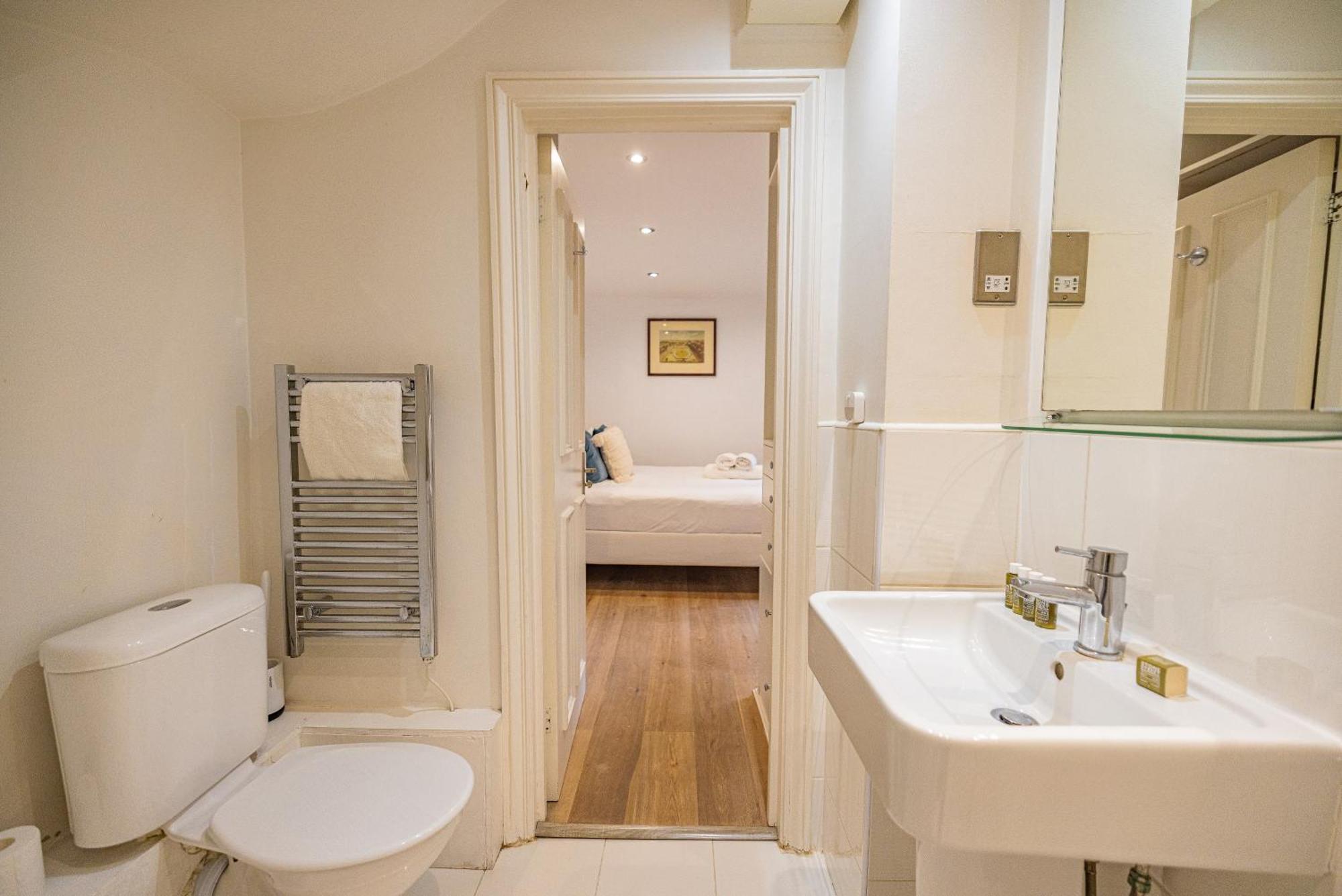 Gorgeous 3 B Edroom Home In Little Venice Londra Exterior foto