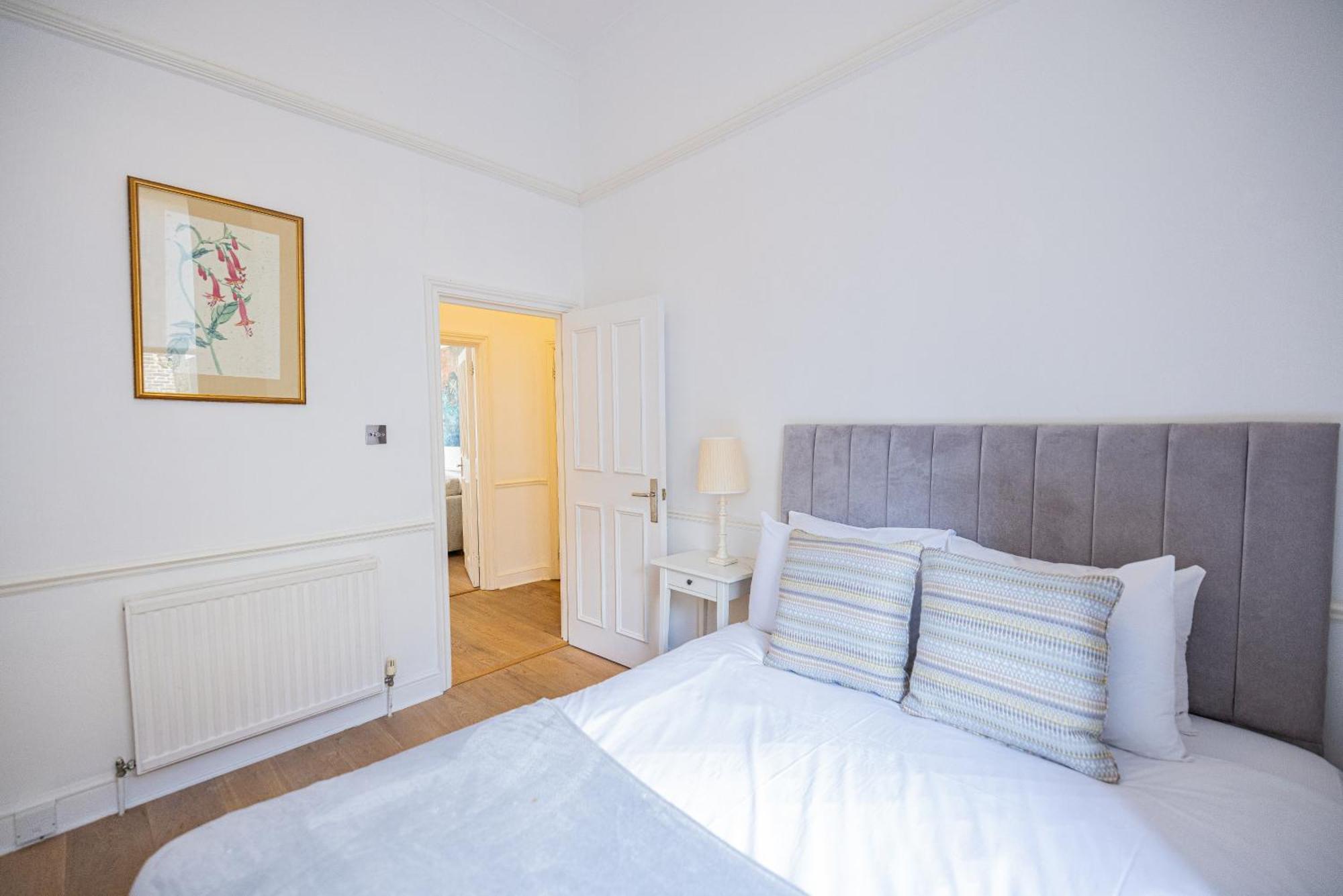Gorgeous 3 B Edroom Home In Little Venice Londra Exterior foto